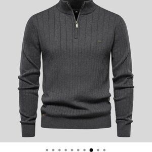 Men's Gray Zip-Up Sweater
